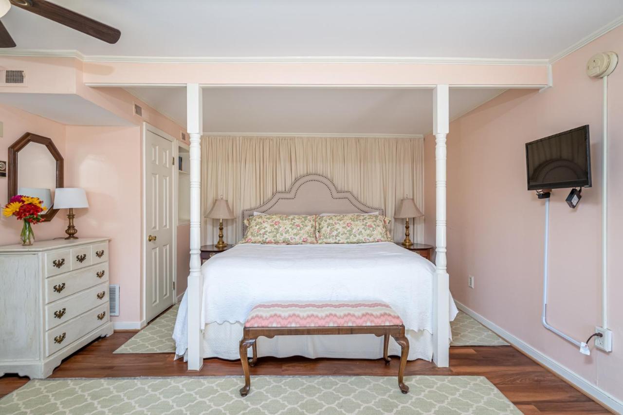 ウィリアムズバーグ セダーズ オブ ウィリアムスバーグ ベッド&ブレックファースト Bed & Breakfast エクステリア 写真