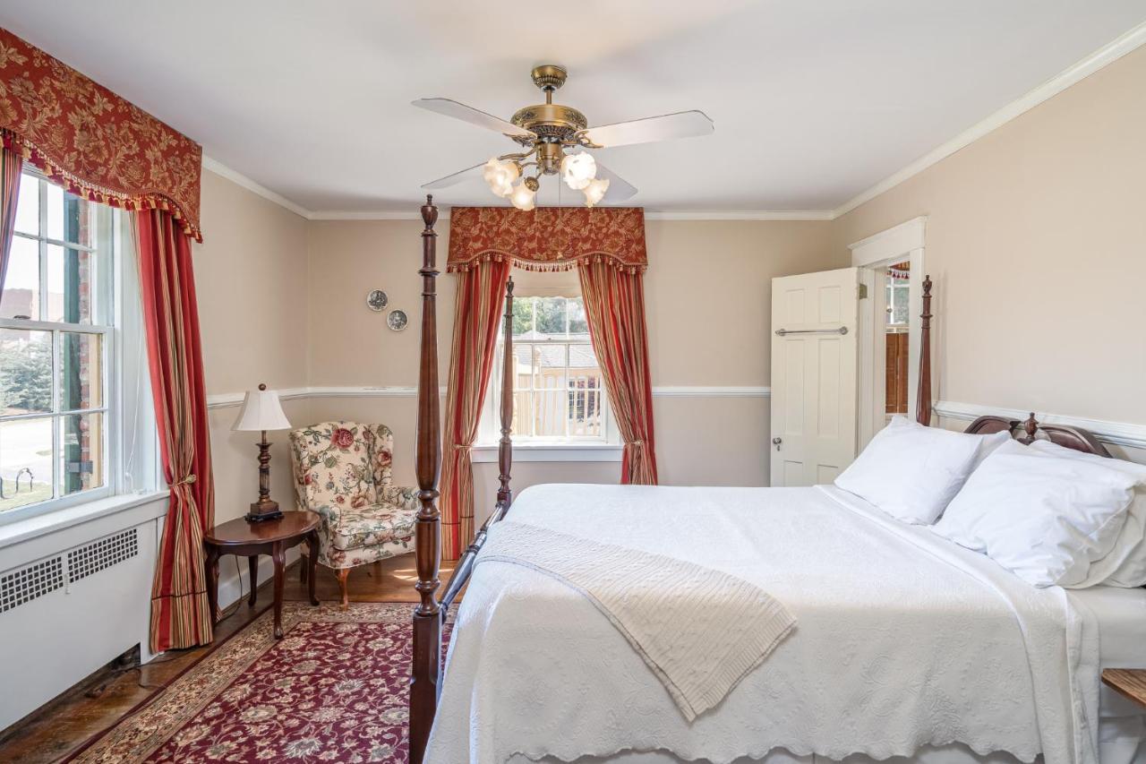 ウィリアムズバーグ セダーズ オブ ウィリアムスバーグ ベッド&ブレックファースト Bed & Breakfast エクステリア 写真